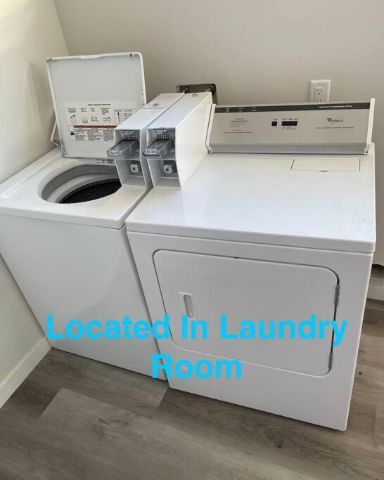 1-Bedroom With Cali King Size Bed In San Diego Esterno foto